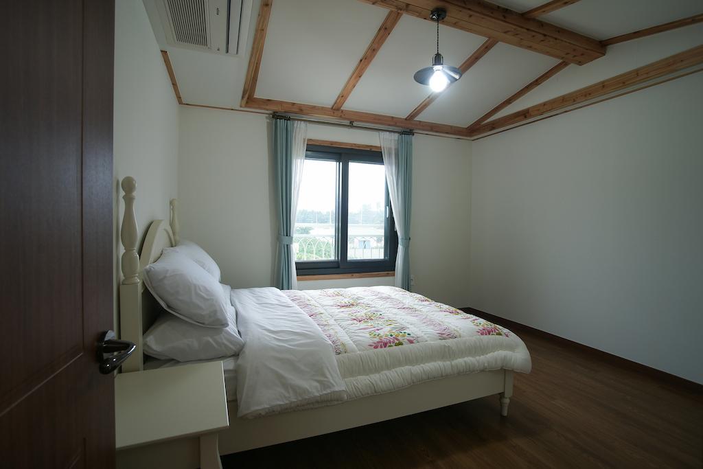 Baghdad House Villa Jeju Bilik gambar